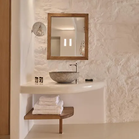 מלון οvea Mykonos 5*